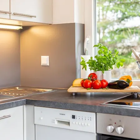 Kleine Haus - Reetdachhaus Petersen * Nebel