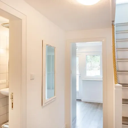 Kleine Haus - Reetdachhaus Petersen *