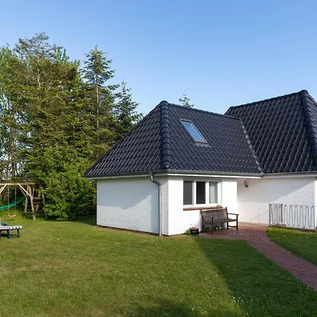 Kleine Haus - Reetdachhaus Petersen * Nebel