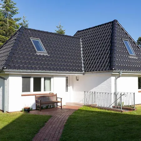 Kleine Haus - Reetdachhaus Petersen Hébergement de vacances