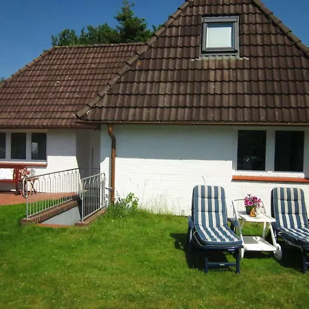 Kleine Haus - Reetdachhaus Petersen Hébergement de vacances *