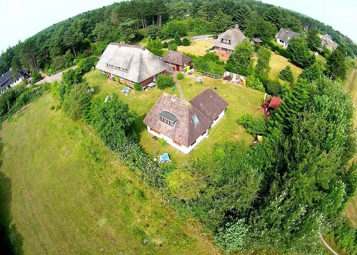 Kleine Haus - Reetdachhaus Petersen Vakantiehuis Nebel